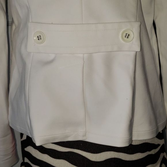 FF 💘🖤💘 NEW YORK & COMPANY WHITE BUTTON LONG SLEEVE BLAZER JACKET - Picture 8 of 8
